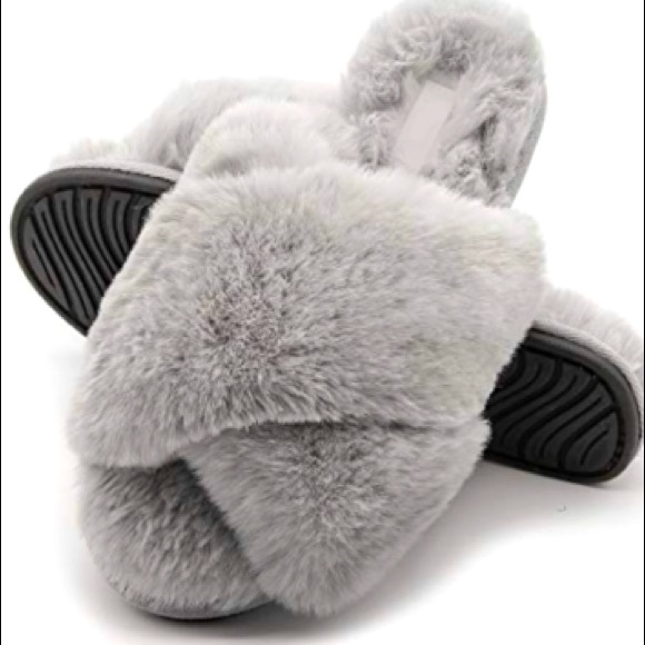 Shoes - NWT Grey Memory Foam Slippers